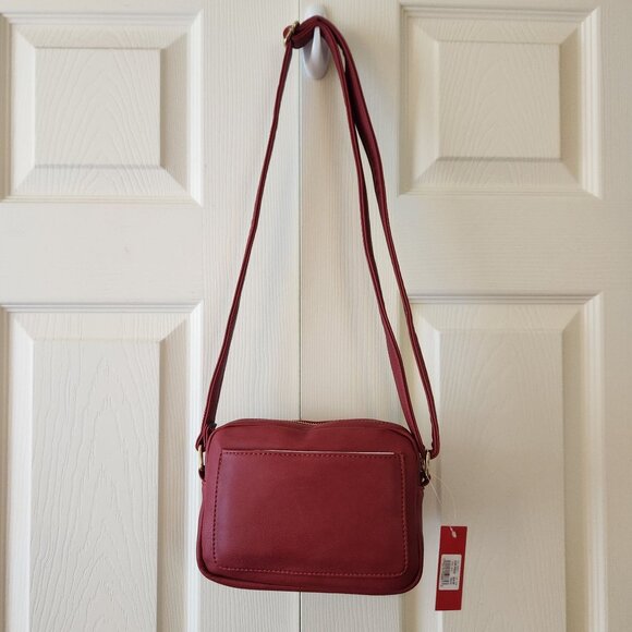 Kelly & Katie Red Crossbody Bag With Front Pocket & Adjustable Strap - Picture 9 of 11